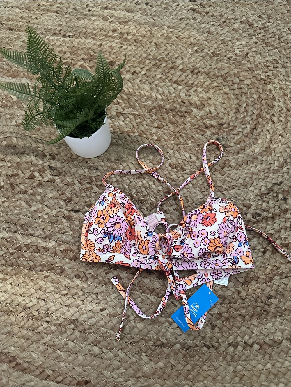 NWT FLORAL BIKINI TOP